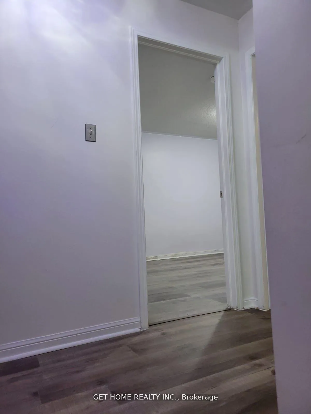 Photo 30 of 1548 Sarasota Crescent, Oshawa, Samac — HOMEH