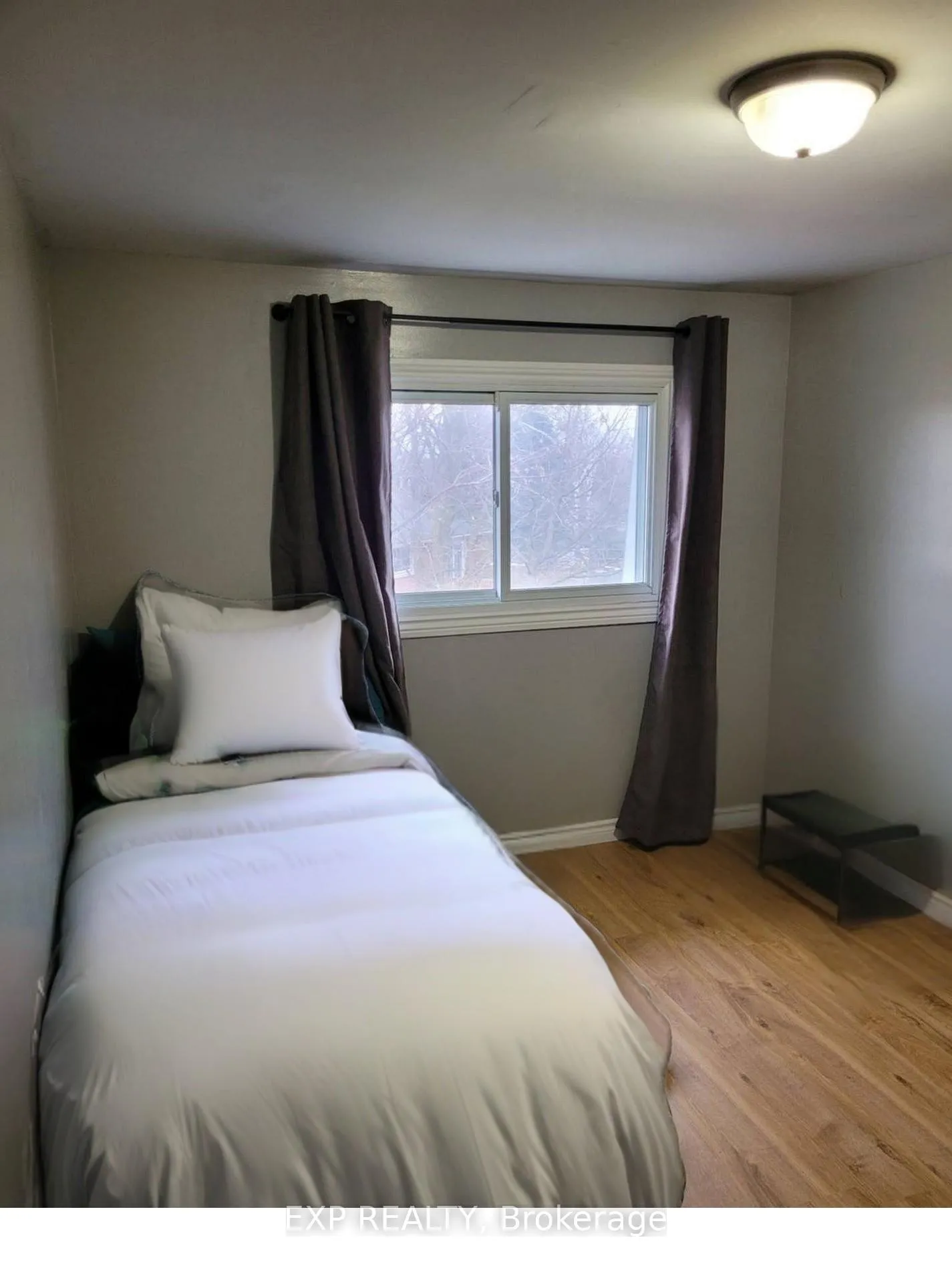 Photo 7 of Unit 9, 2 Bernick Drive, Barrie, Grove East — HOMEH