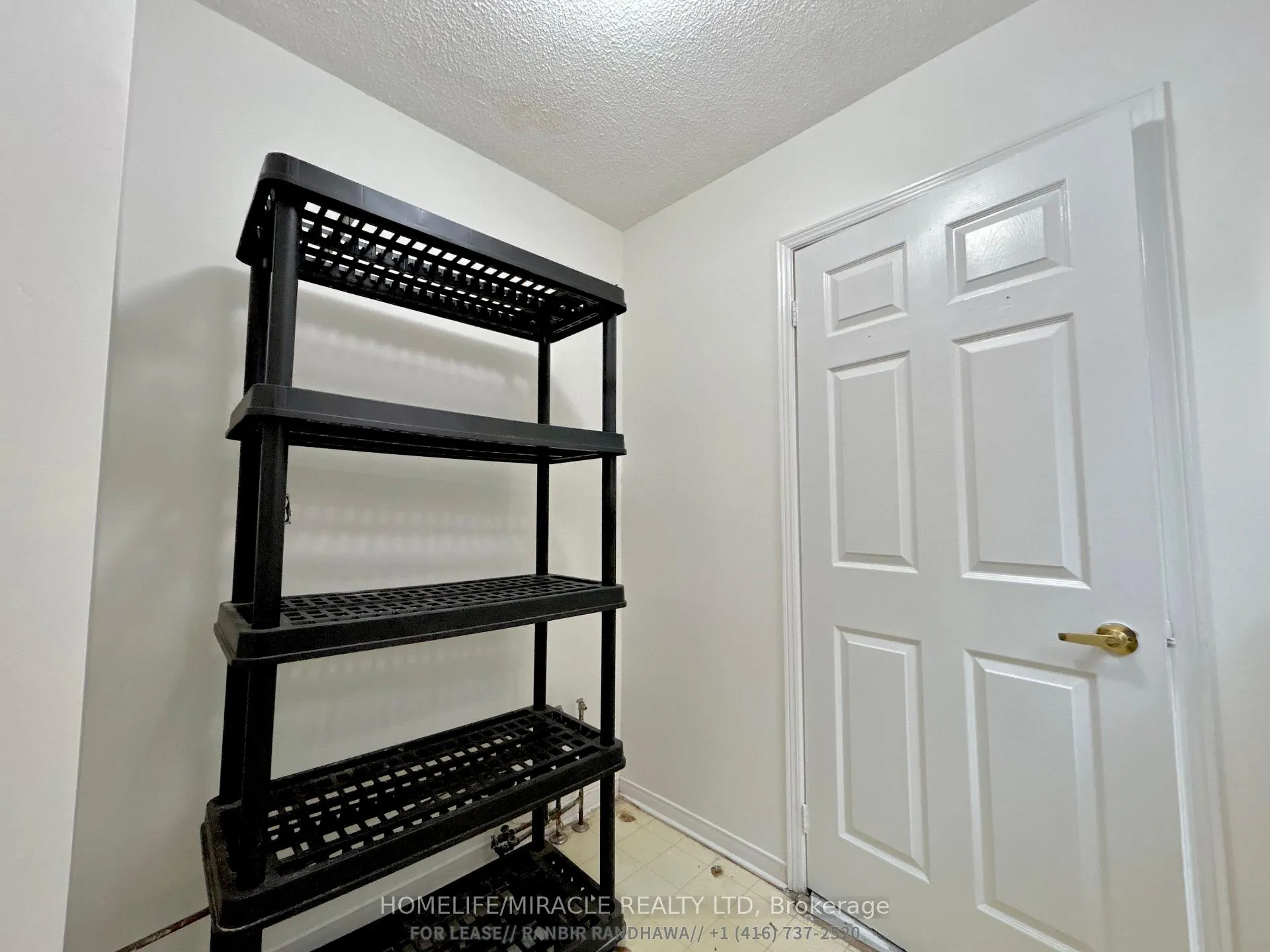 Photo 9 of 129 Irenemount Crescent, Markham, Middlefield — HOMEH