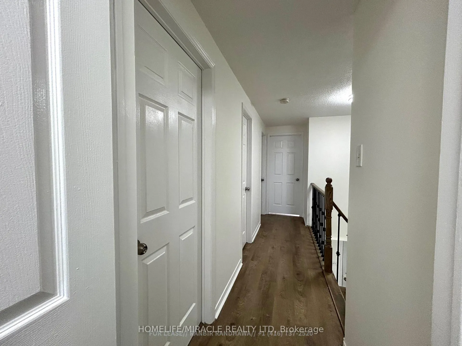 Photo 11 of 129 Irenemount Crescent, Markham, Middlefield — HOMEH