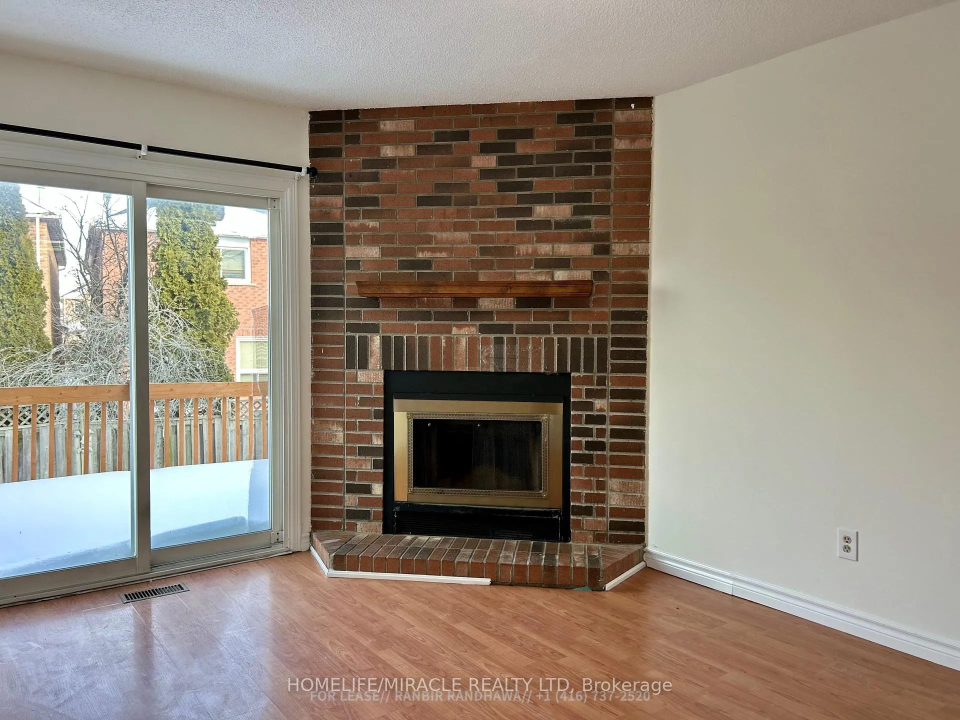 Photo 26 of 129 Irenemount Crescent, Markham, Middlefield — HOMEH