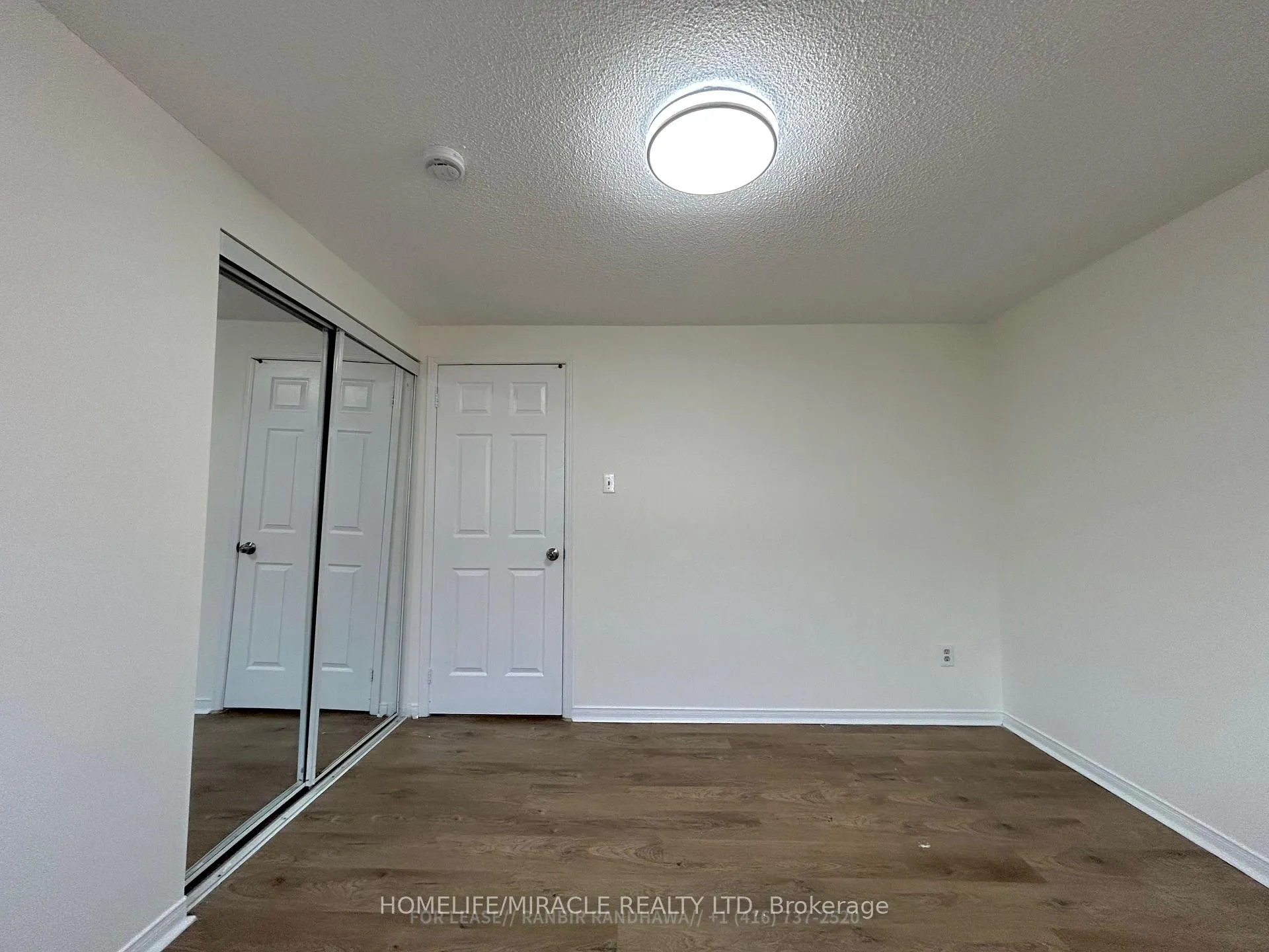 Photo 37 of 129 Irenemount Crescent, Markham, Middlefield — HOMEH
