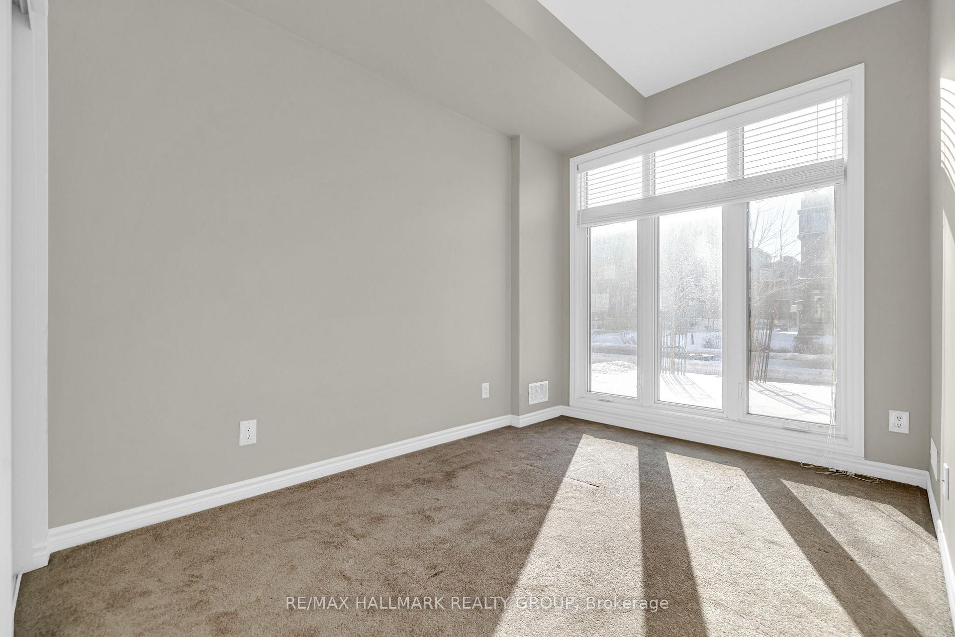 Photo 31 of 805 Mikinak Road, Ottawa, CFB Rockcliffe and Area — HOMEH