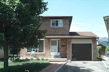 Front of 18 Magdalena Court