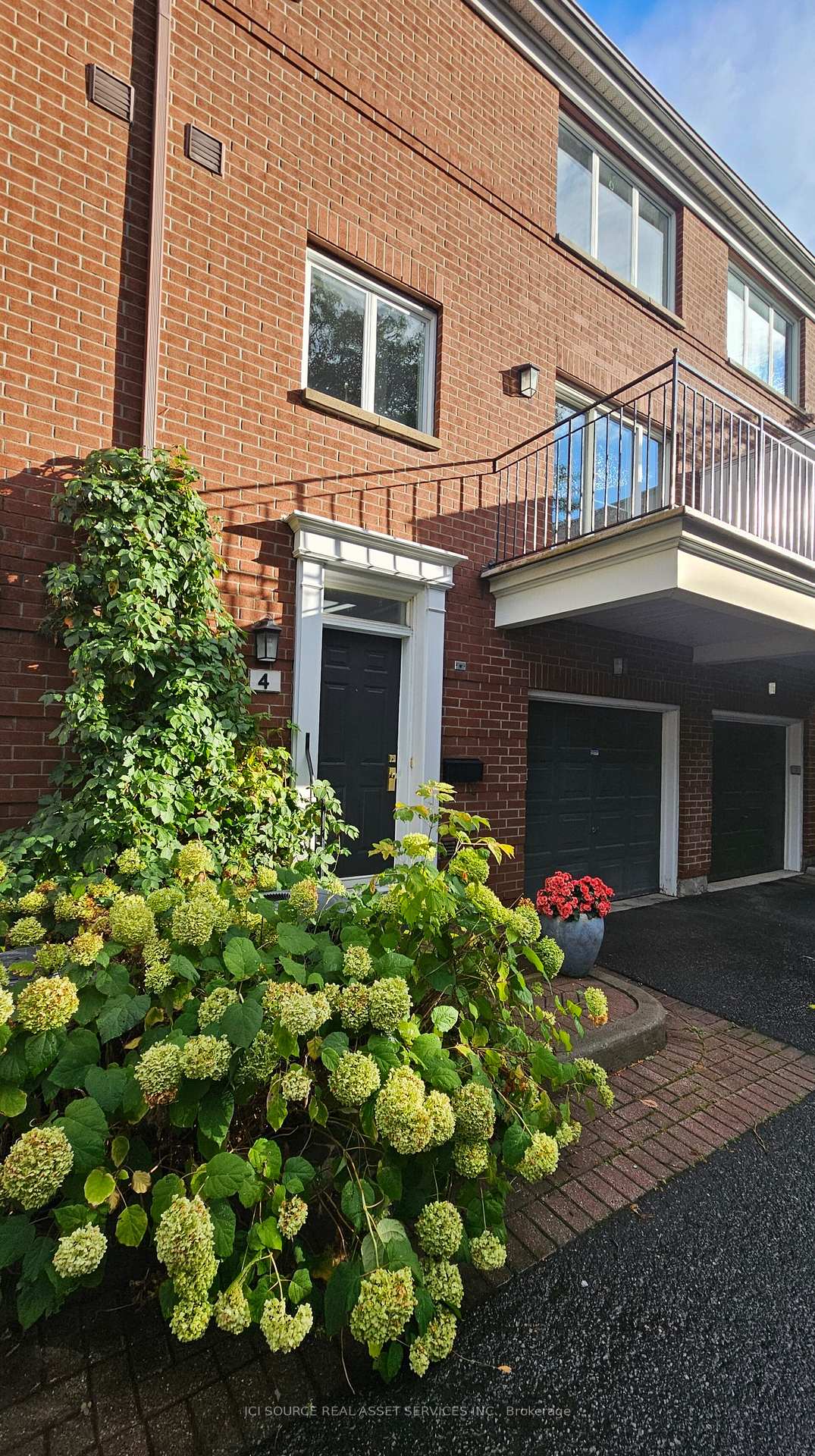 Photo 1 of 4 Thorburn Avenue, Ottawa, Lower Town — HOMEH