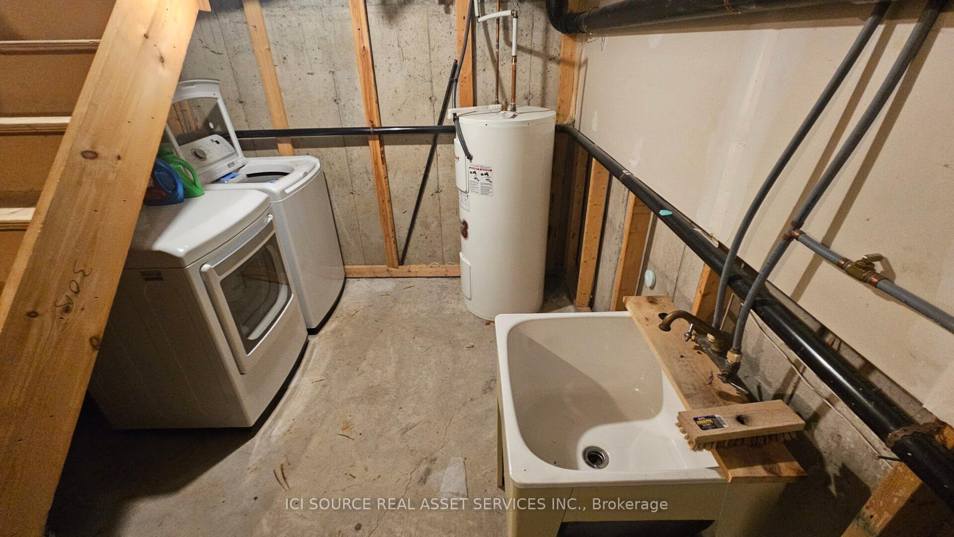 Photo 15 of 4 Thorburn Avenue, Ottawa, Lower Town — HOMEH