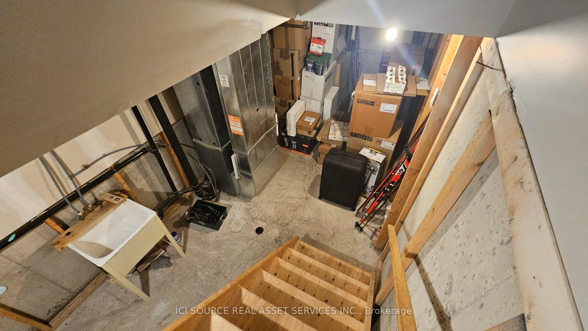 Photo 16 of 4 Thorburn Avenue, Ottawa, Lower Town — HOMEH
