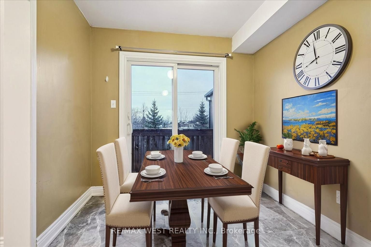 Photo 4 of 100 Candlebrook Drive, Whitby, Pringle Creek — HOMEH