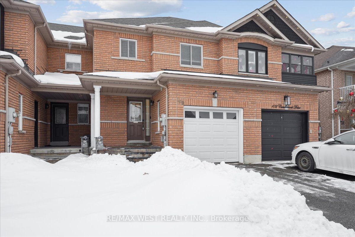 Photo 1 of 100 Candlebrook Drive, Whitby, Pringle Creek — HOMEH