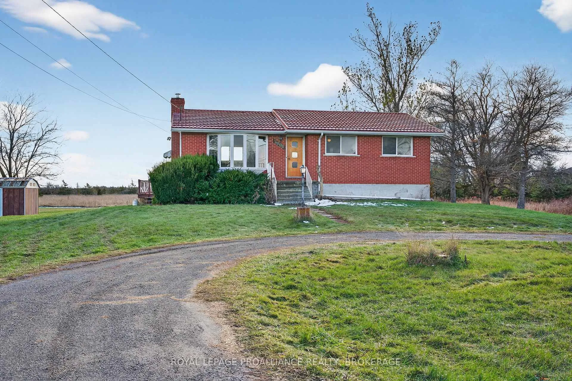 Photo 4 of 5000 County Road 2, Loyalist, Lennox and Addington - South — HOMEH