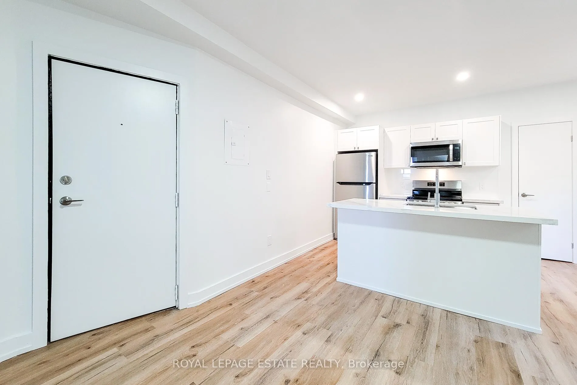 Photo 29 of Unit 1, 1052 Barton Street E, Hamilton, Crown Point — HOMEH
