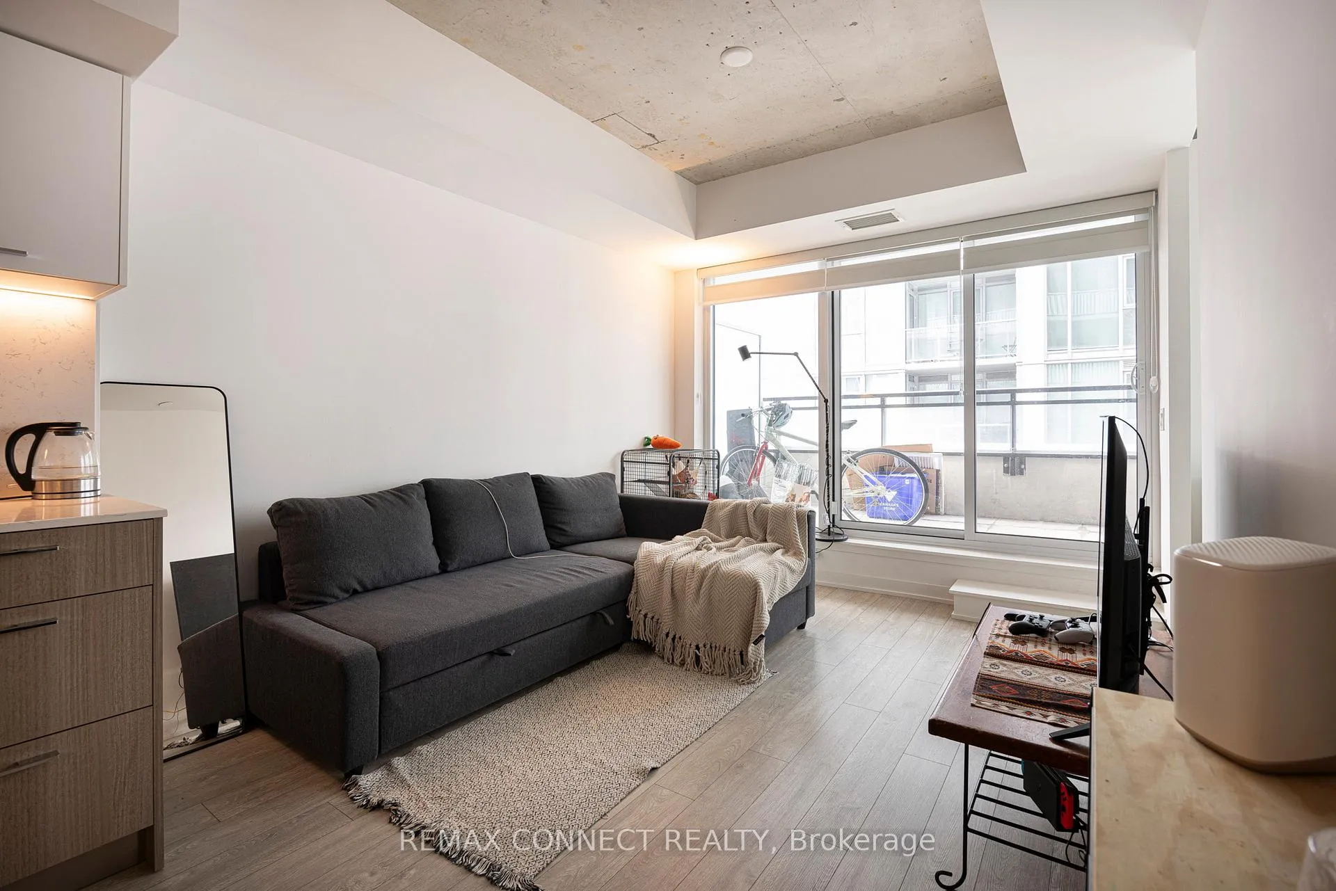 Photo 4 of Unit 501, 45 Baseball Place, Toronto, South Riverdale — HOMEH