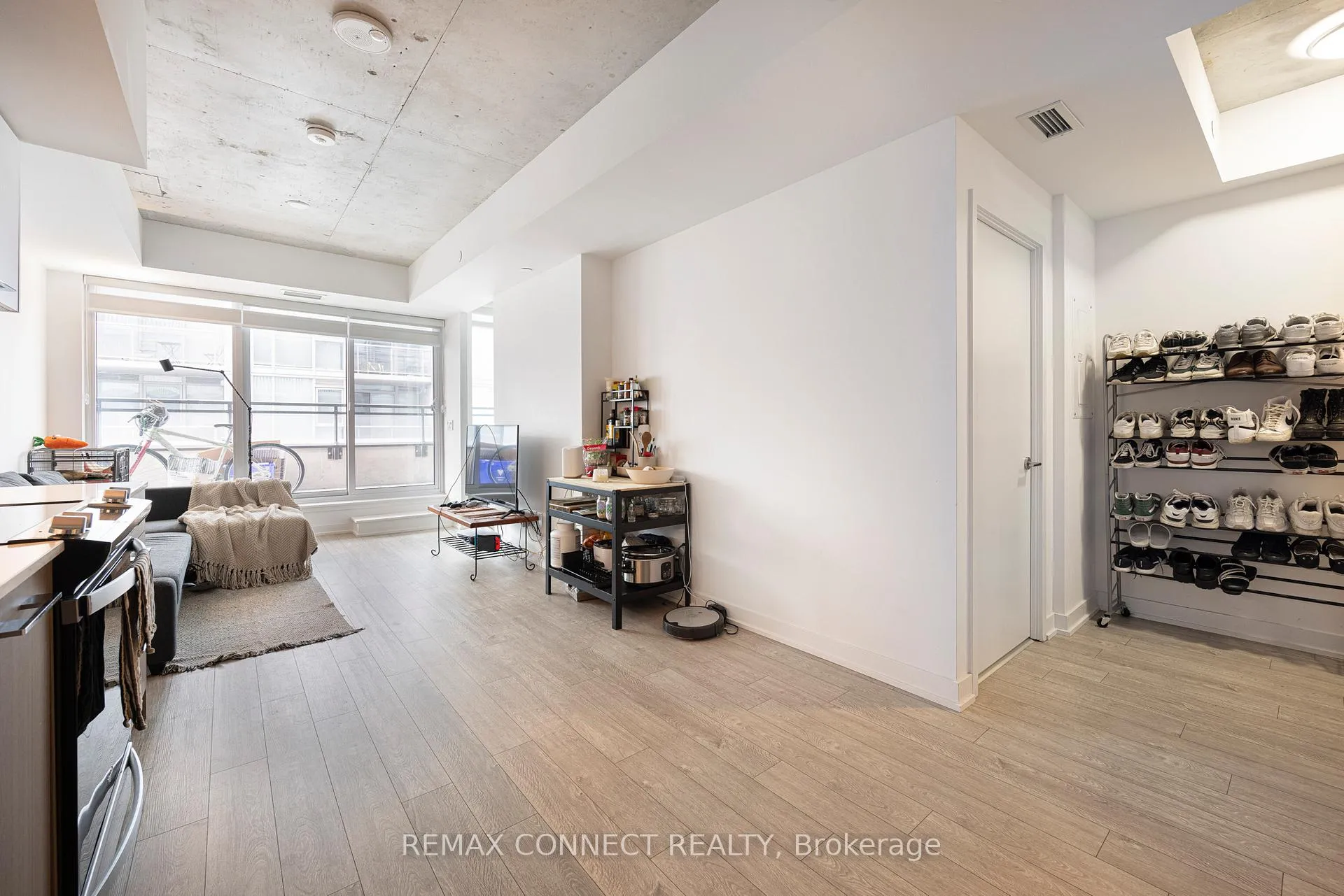 Photo 6 of Unit 501, 45 Baseball Place, Toronto, South Riverdale — HOMEH