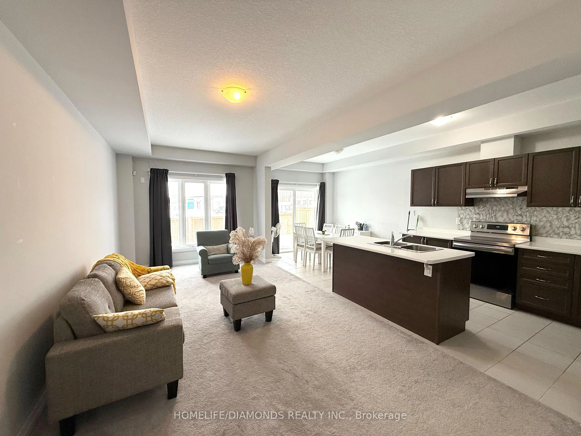 Photo 4 of 4841 Pettit Avenue, Niagara Falls, Morrison — HOMEH