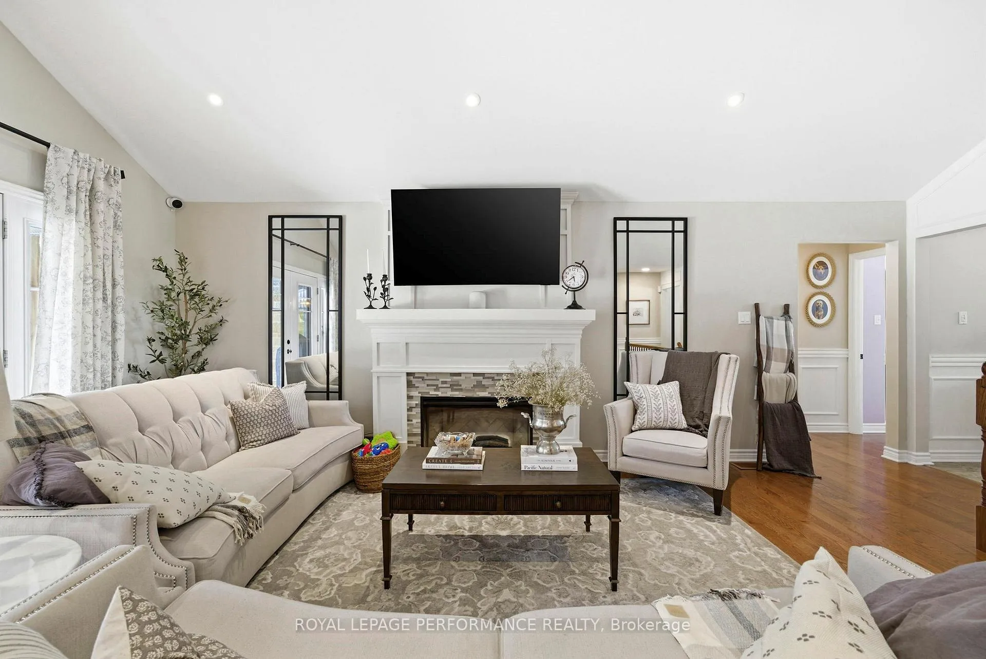 Photo 6 of 1209 Innwood Avenue, Cornwall — HOMEH