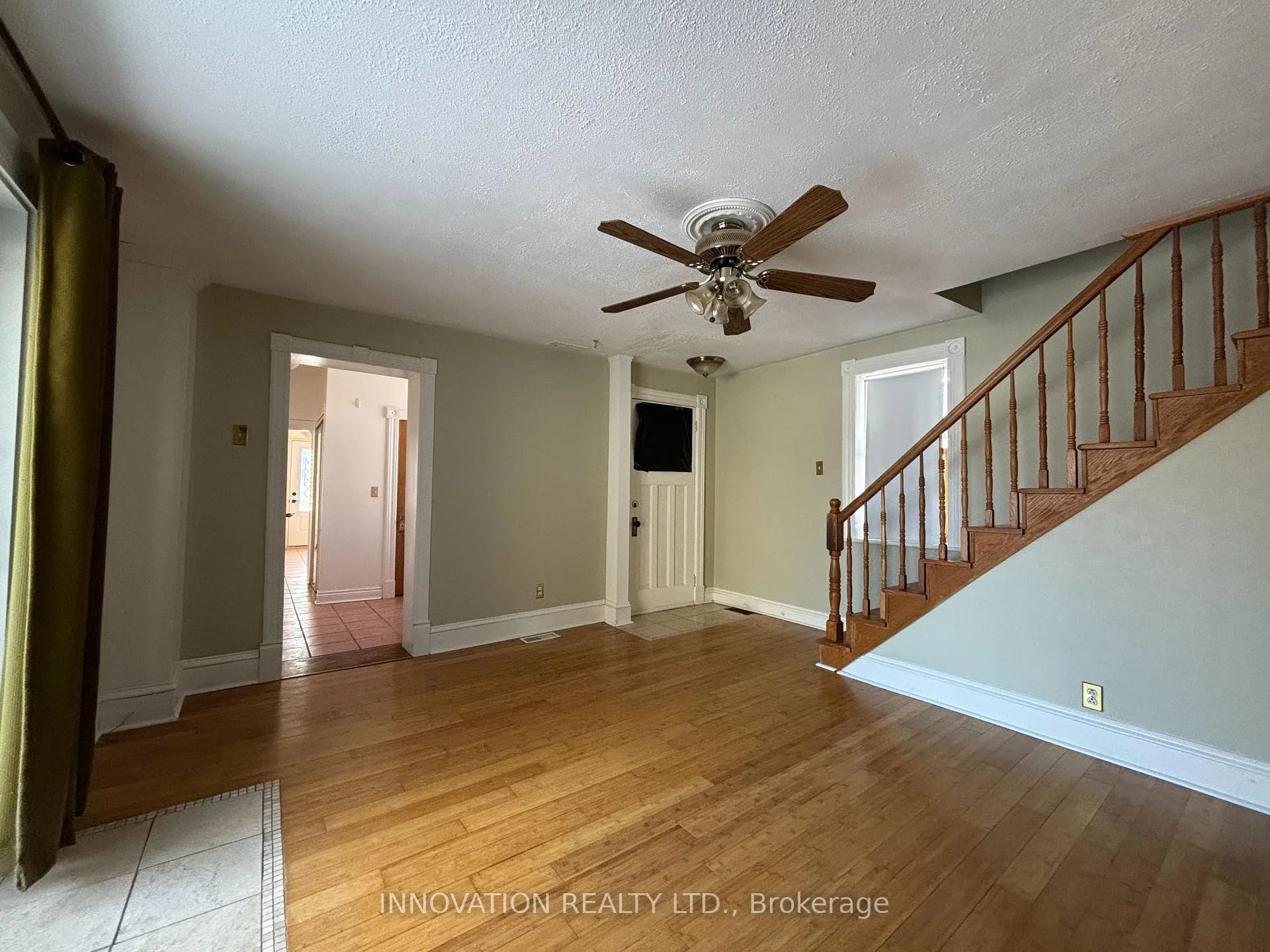Photo 19 of 62 Mcgonigal Street E, Arnprior — HOMEH
