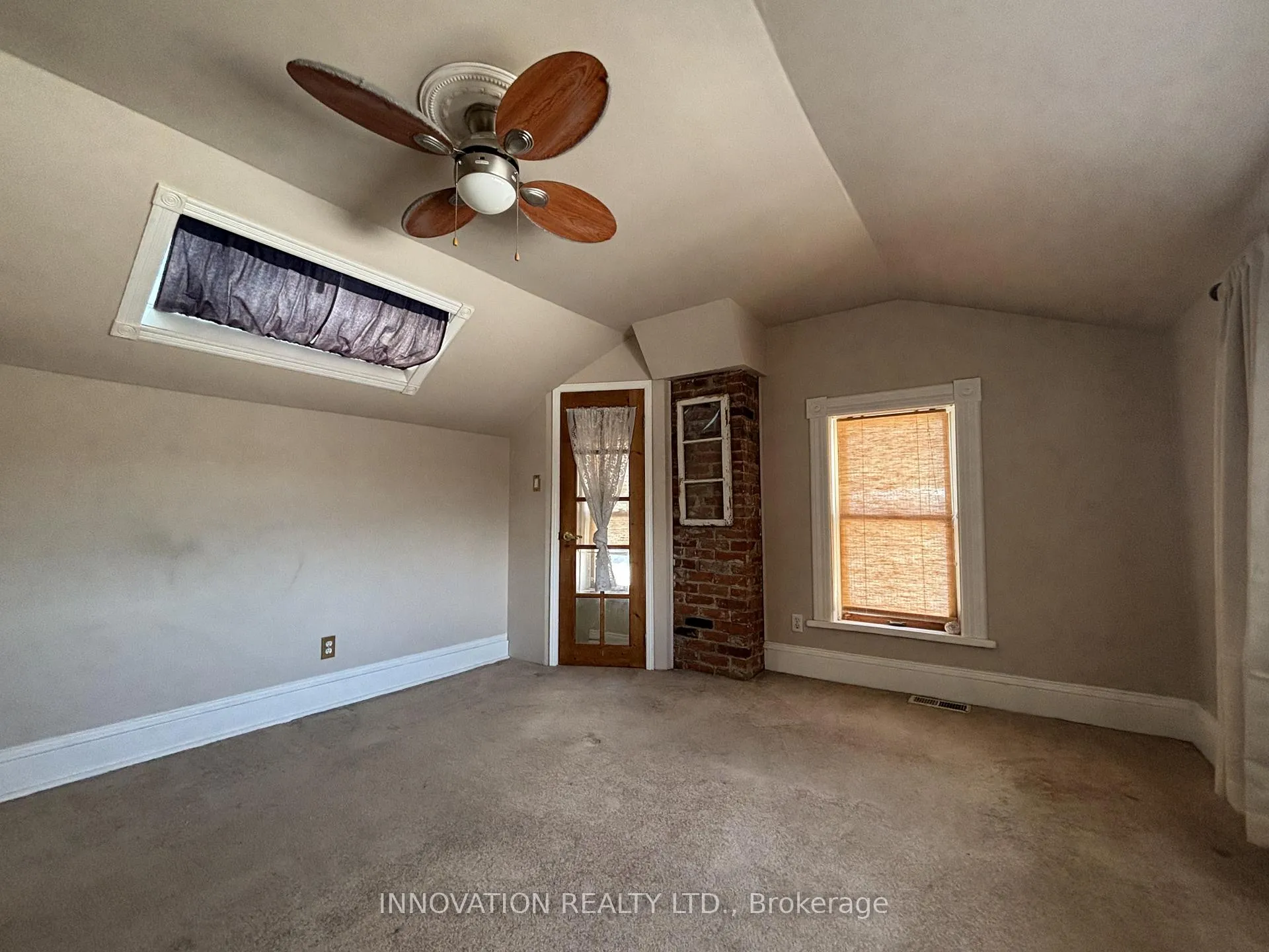 Photo 24 of 62 Mcgonigal Street E, Arnprior — HOMEH