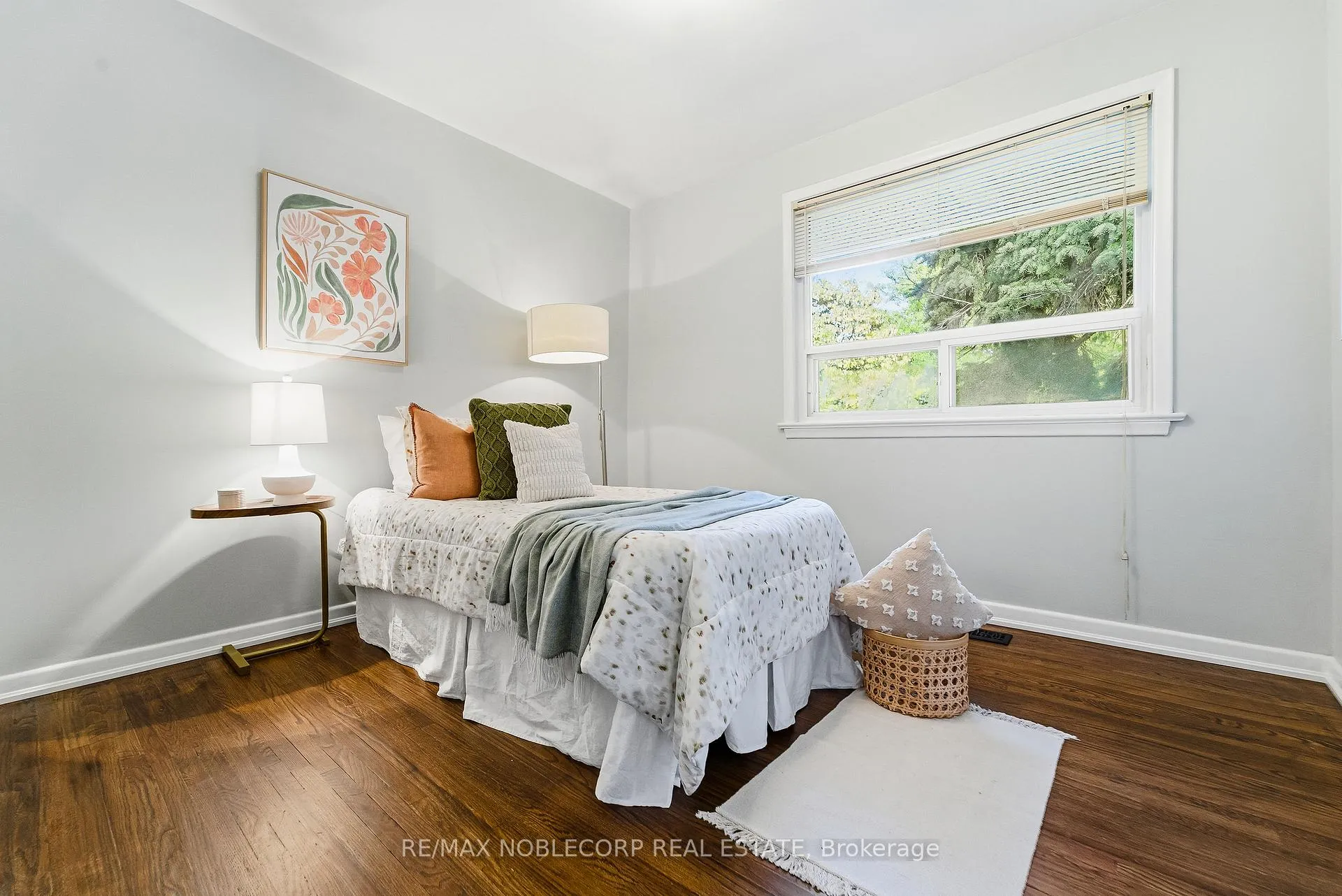Photo 19 of 16 Fortune Gate, Scarborough, Woburn — HOMEH