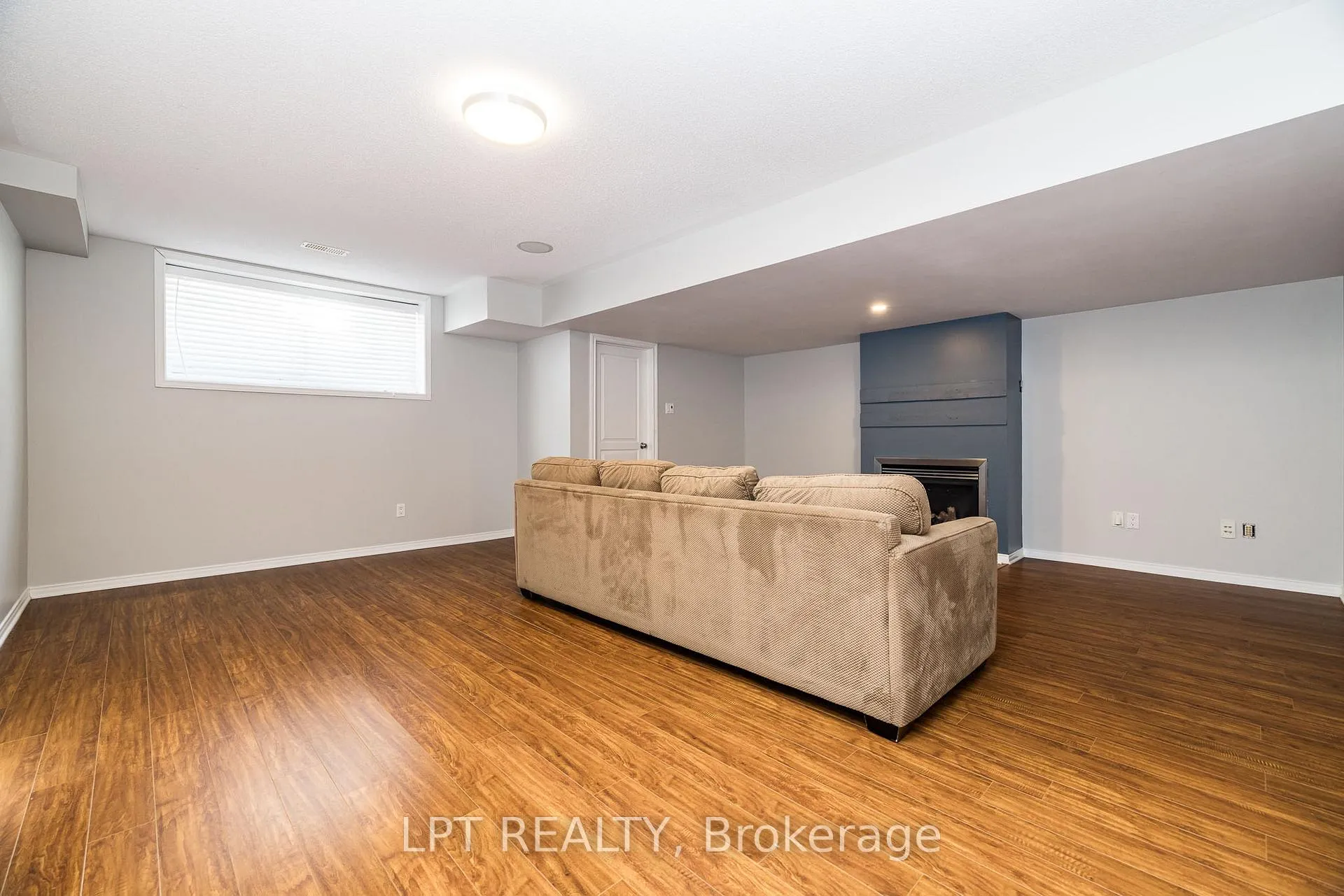 Photo 26 of 521 Pepperville Crescent, Ottawa, Kanata - Emerald Meadows/Trailwest — HOMEH