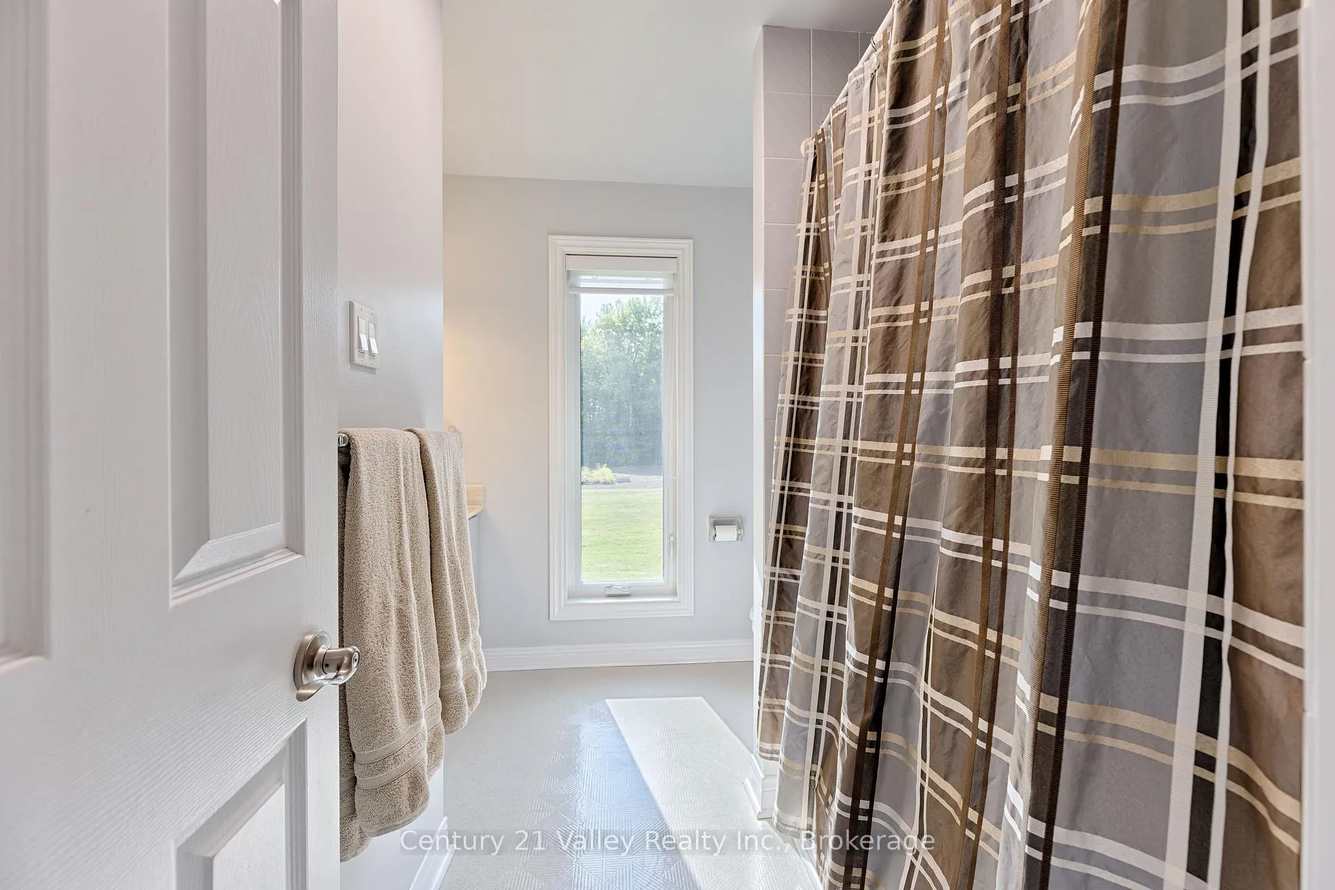 Photo 33 of 5421 Carp Road, Ottawa, Fitzroy Ward (South East) — HOMEH
