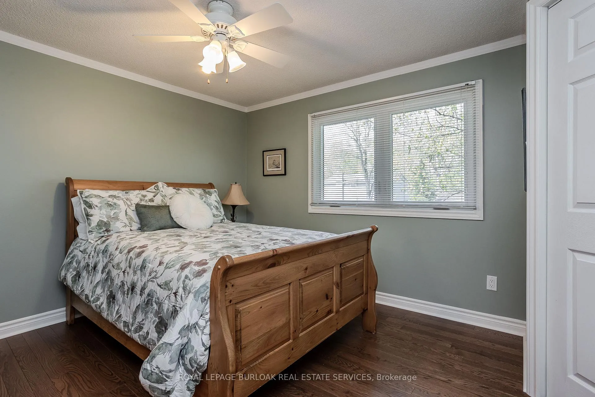 Photo 32 of 1858 Heather Hills Drive, Burlington, Tyandaga — HOMEH