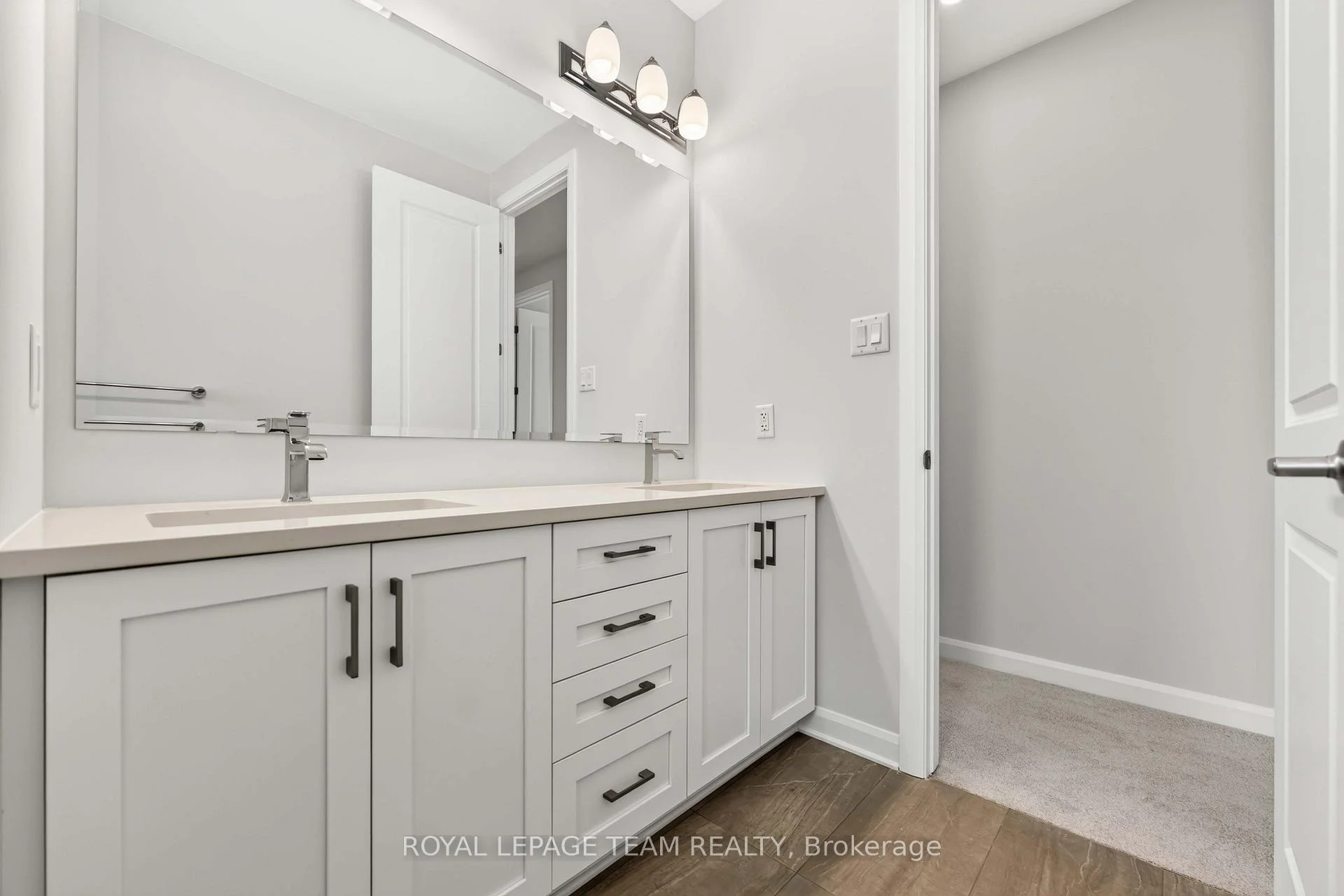 Photo 14 of 902 Locomotion Lane, Ottawa, Kanata - Emerald Meadows/Trailwest — HOMEH