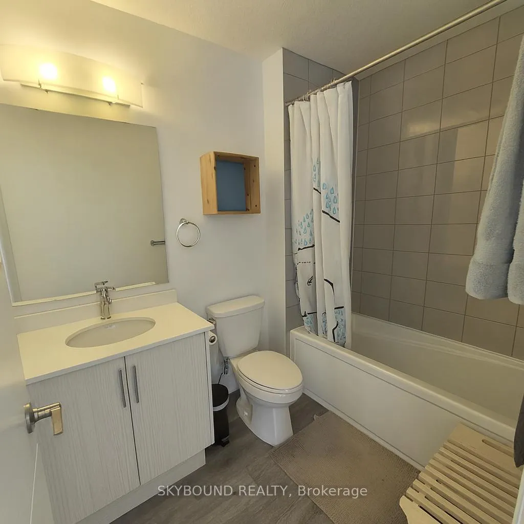 Photo 11 of Unit 9, 32 Steele Crescent, Guelph, St. Patrick's Ward — HOMEH