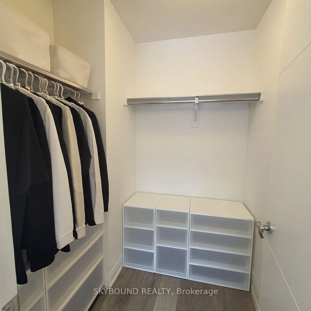 Photo 12 of Unit 9, 32 Steele Crescent, Guelph, St. Patrick's Ward — HOMEH