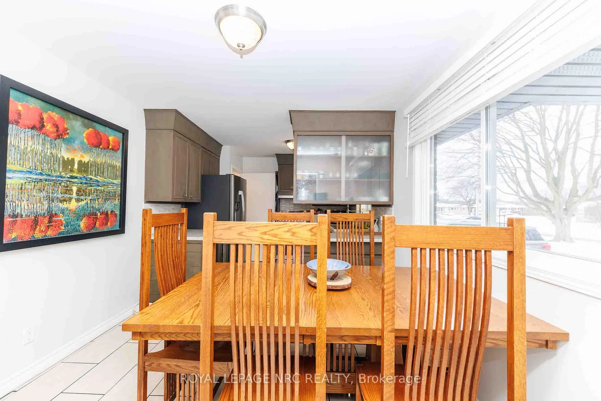 Photo 9 of 6 Croydon Drive, St. Catharines, Lakeshore — HOMEH