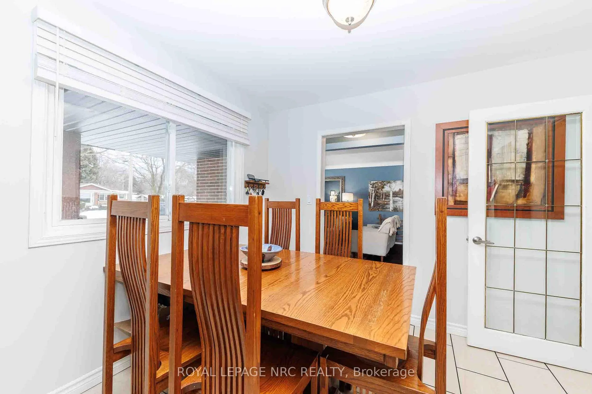 Photo 11 of 6 Croydon Drive, St. Catharines, Lakeshore — HOMEH
