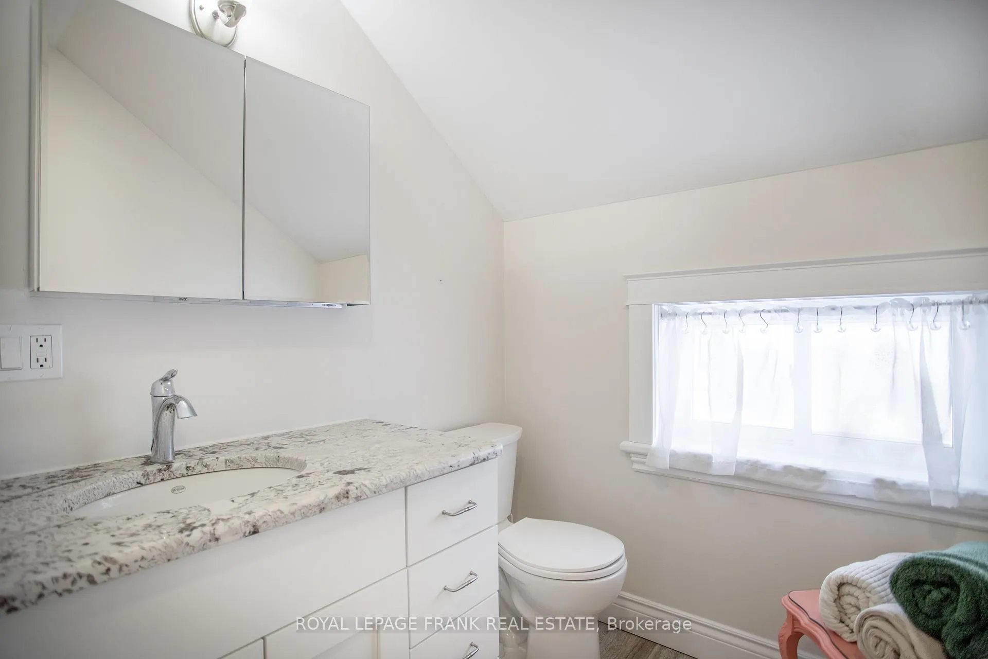 Photo 19 of 385 Spring Street, Cobourg — HOMEH