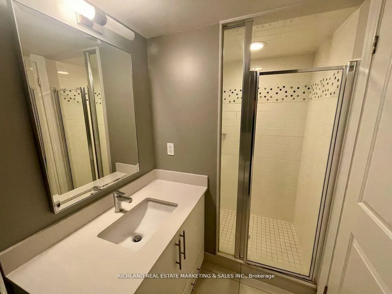 Photo 15 of Unit 903, 8110 Birchmount Avenue, Markham, Unionville — HOMEH