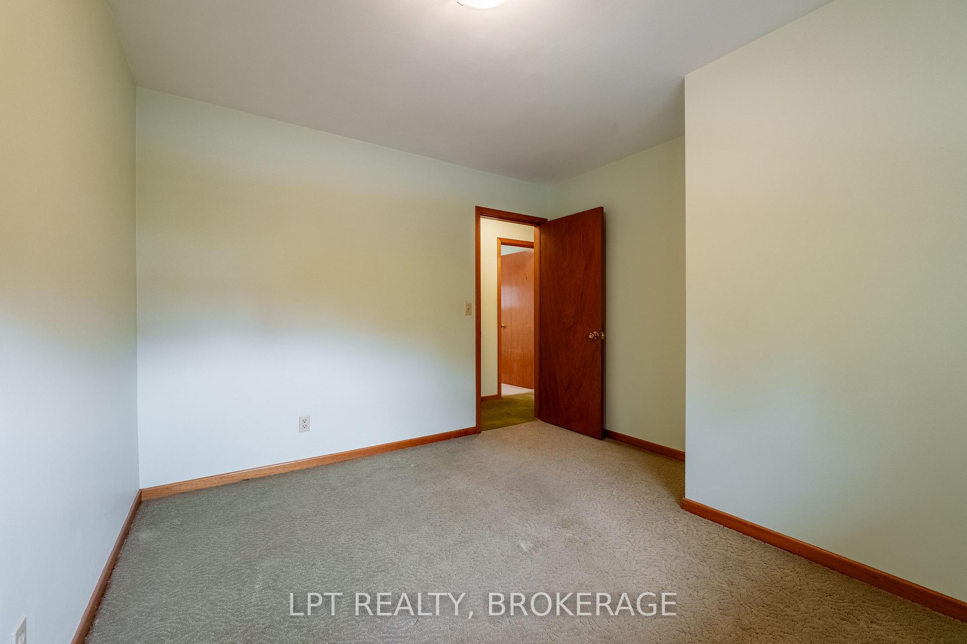 Photo 32 of 168 Braemar Road, Kingston, City Southwest — HOMEH