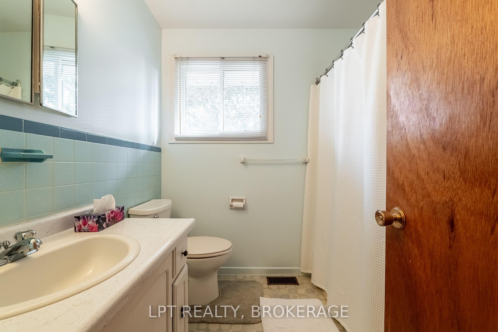 Photo 35 of 168 Braemar Road, Kingston, City Southwest — HOMEH