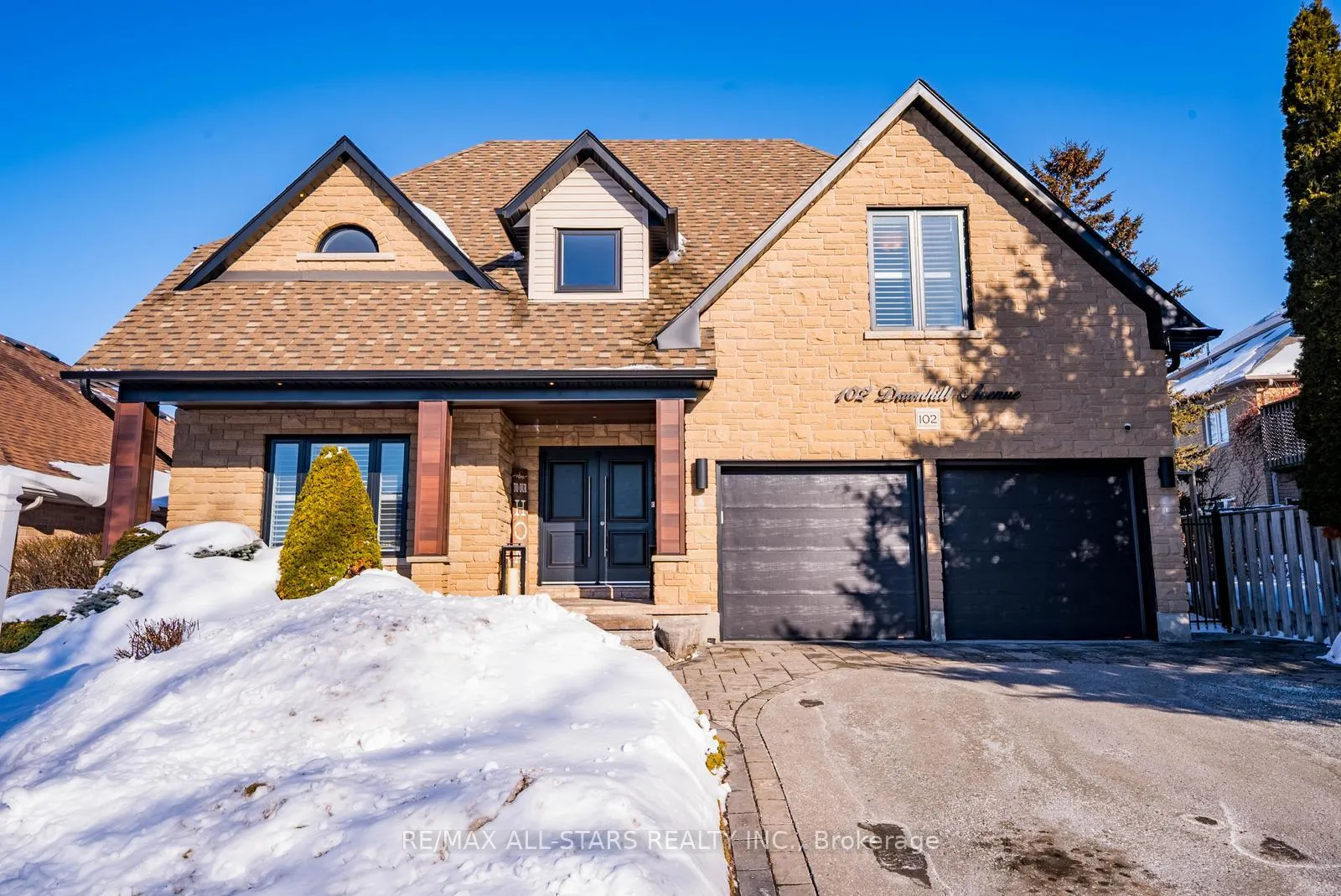 Photo 5 of 102 Dawnhill Avenue, Oshawa, McLaughlin — HOMEH