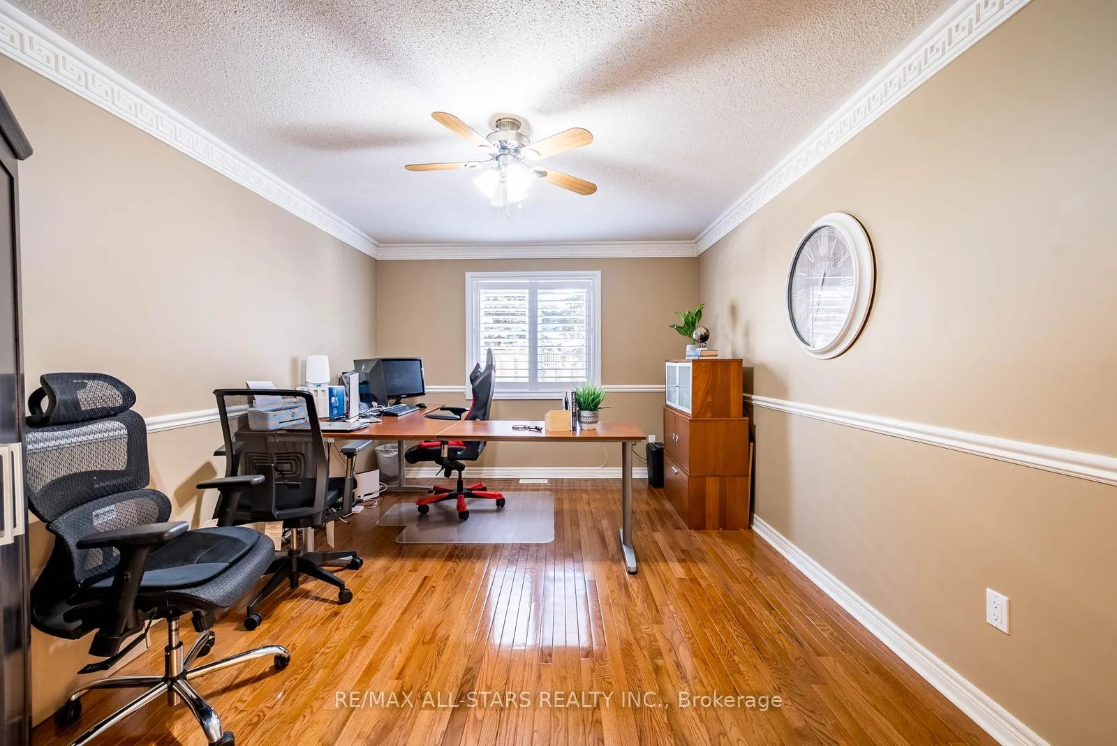 Photo 24 of 102 Dawnhill Avenue, Oshawa, McLaughlin — HOMEH