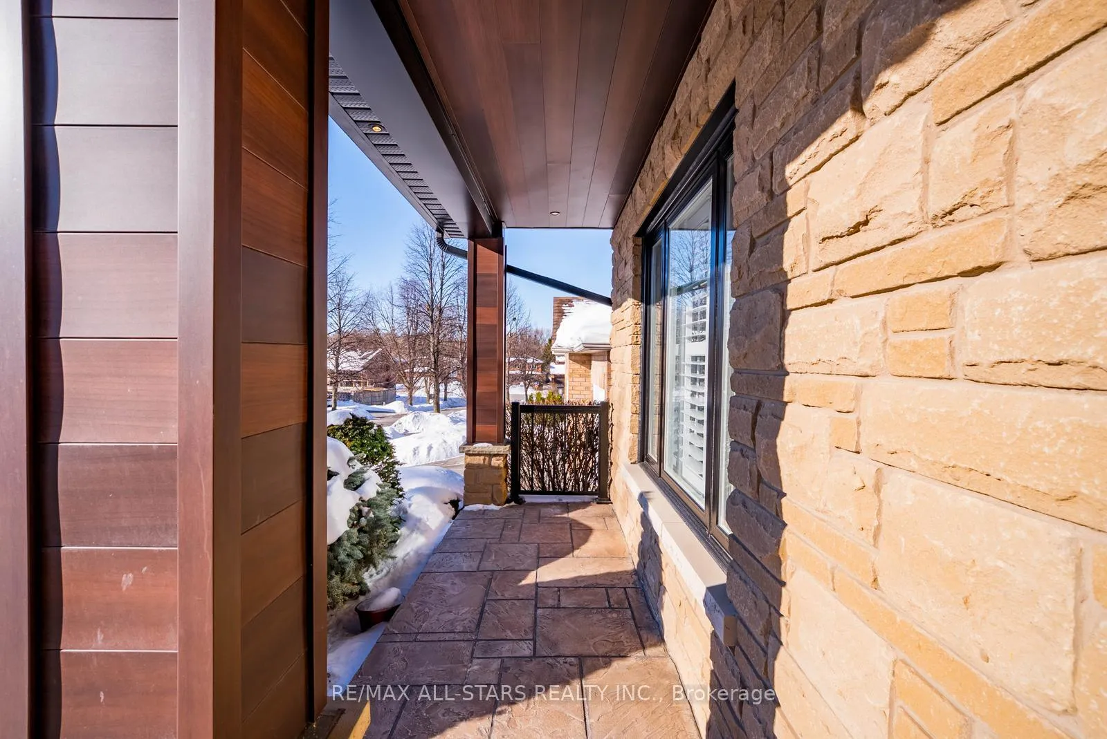 Photo 46 of 102 Dawnhill Avenue, Oshawa, McLaughlin — HOMEH