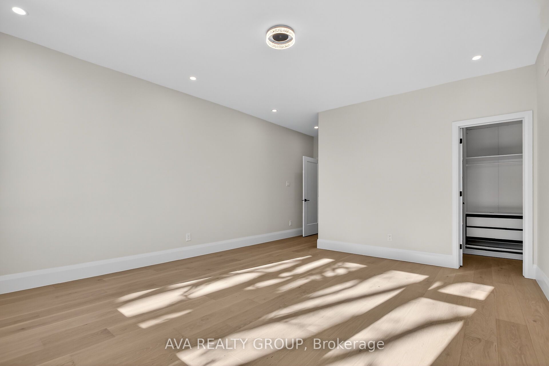 Photo 18 of 16 Gould Street, Ottawa, Ottawa West — HOMEH