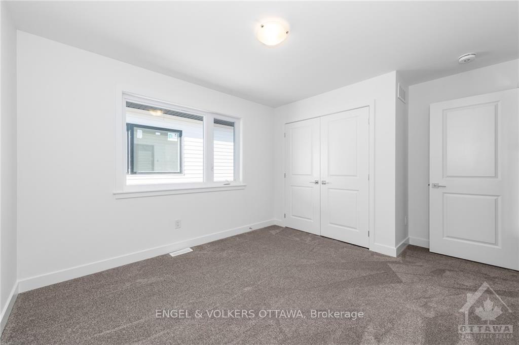 Photo 10 of 423 Shuttleworth Drive, Ottawa, Leitrim — HOMEH