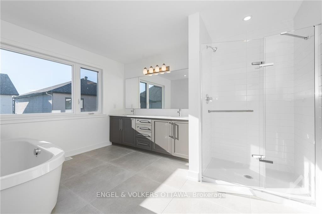 Photo 15 of 423 Shuttleworth Drive, Ottawa, Leitrim — HOMEH