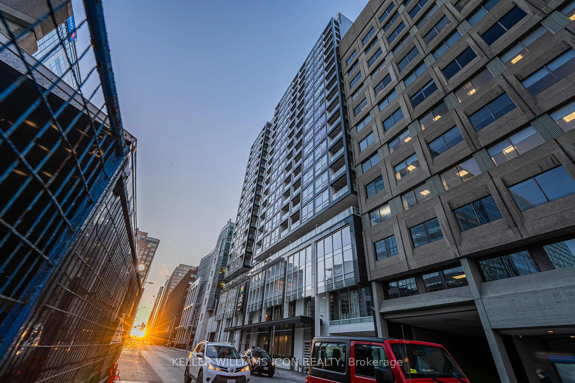 Photo 2 of Unit 2015, 199 Slater Street, Ottawa, Ottawa Centre — HOMEH
