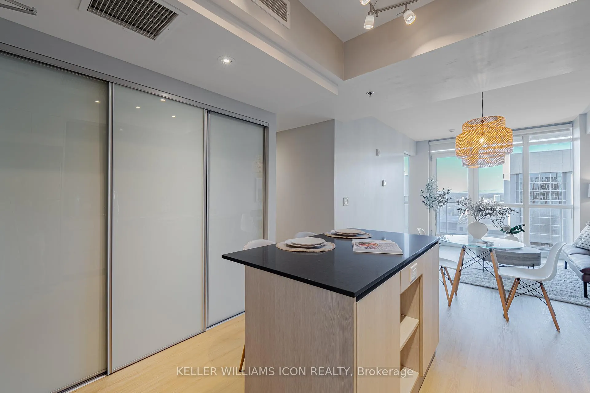 Photo 13 of Unit 2015, 199 Slater Street, Ottawa, Ottawa Centre — HOMEH