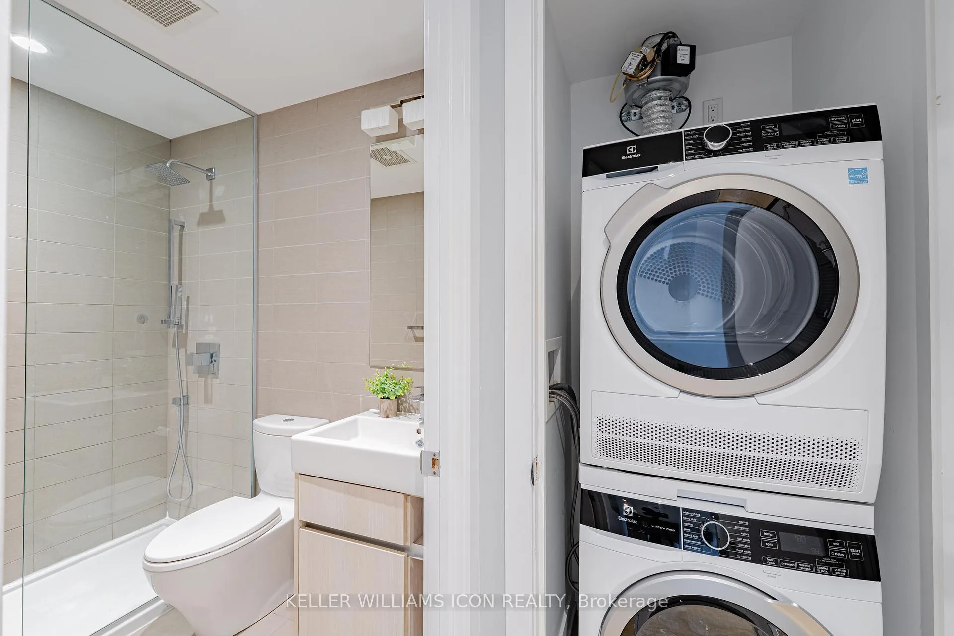 Photo 18 of Unit 2015, 199 Slater Street, Ottawa, Ottawa Centre — HOMEH
