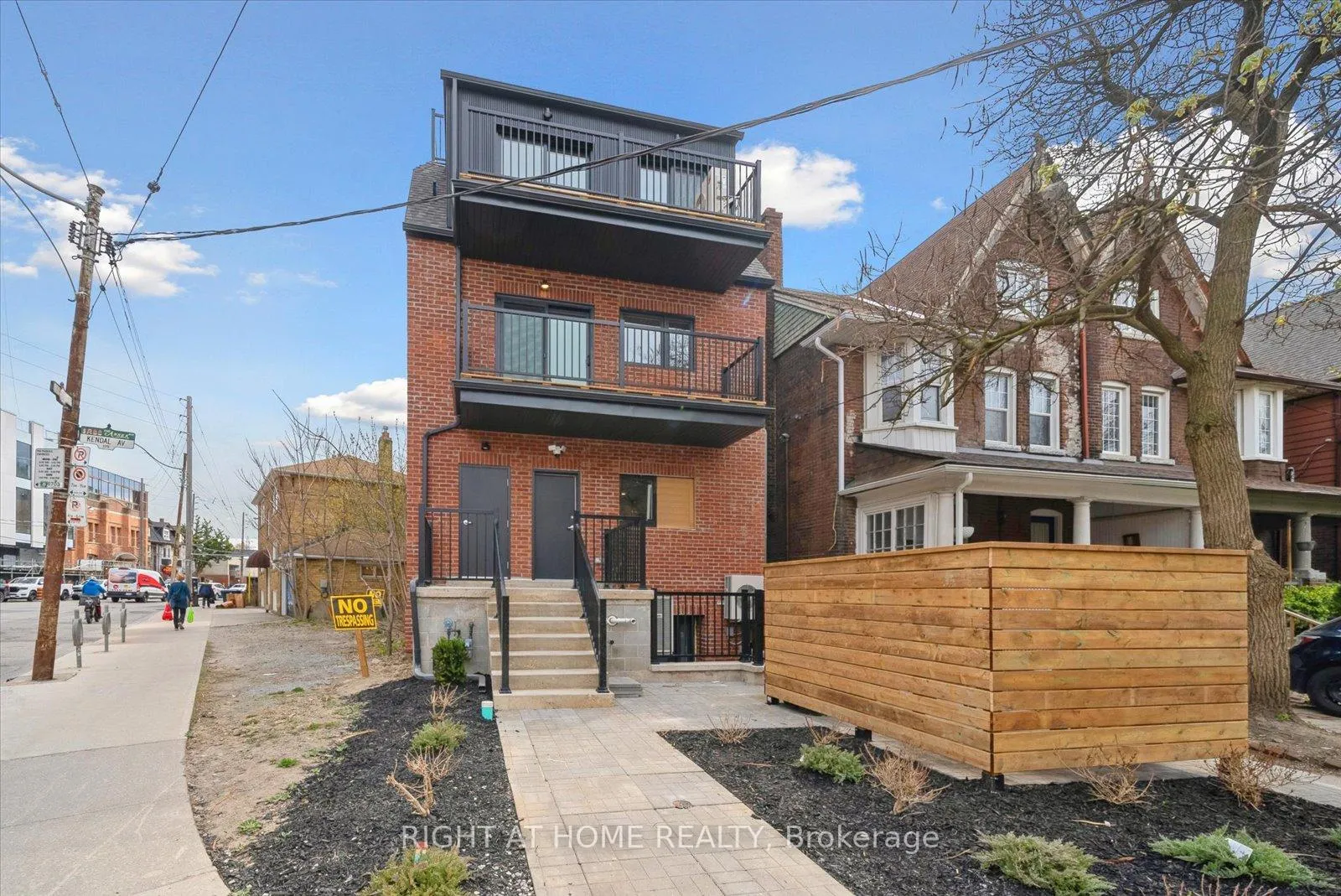 Front of Unit 5, 125 Kendal Ave