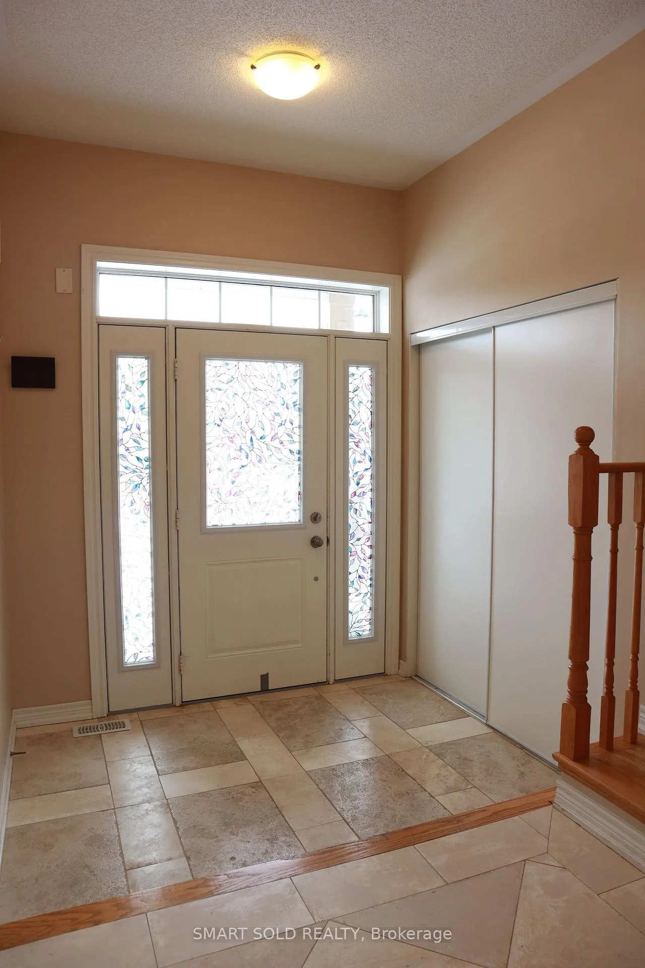 Photo 3 of 153 Iribelle Avenue, Oshawa, Windfields — HOMEH