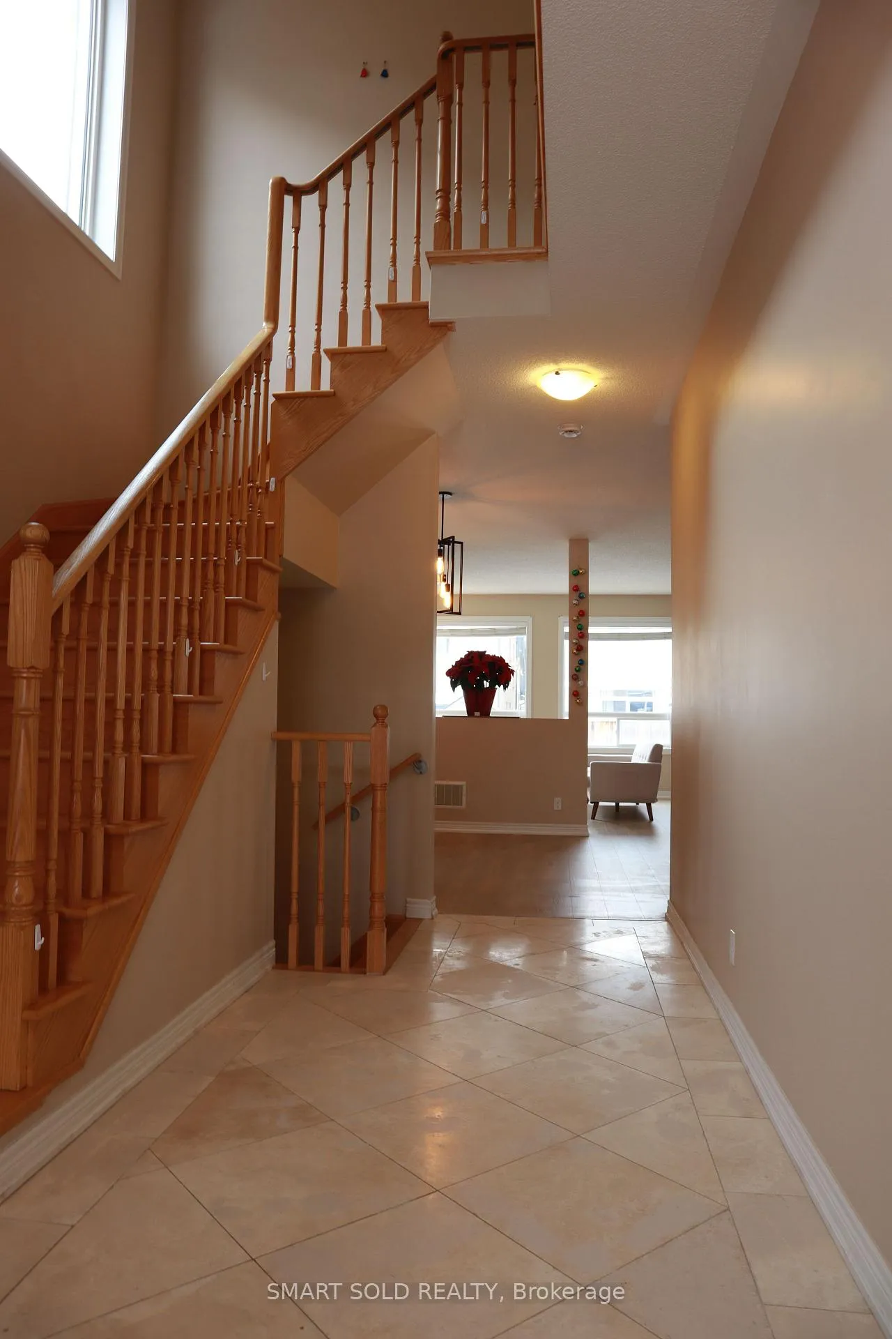 Photo 4 of 153 Iribelle Avenue, Oshawa, Windfields — HOMEH