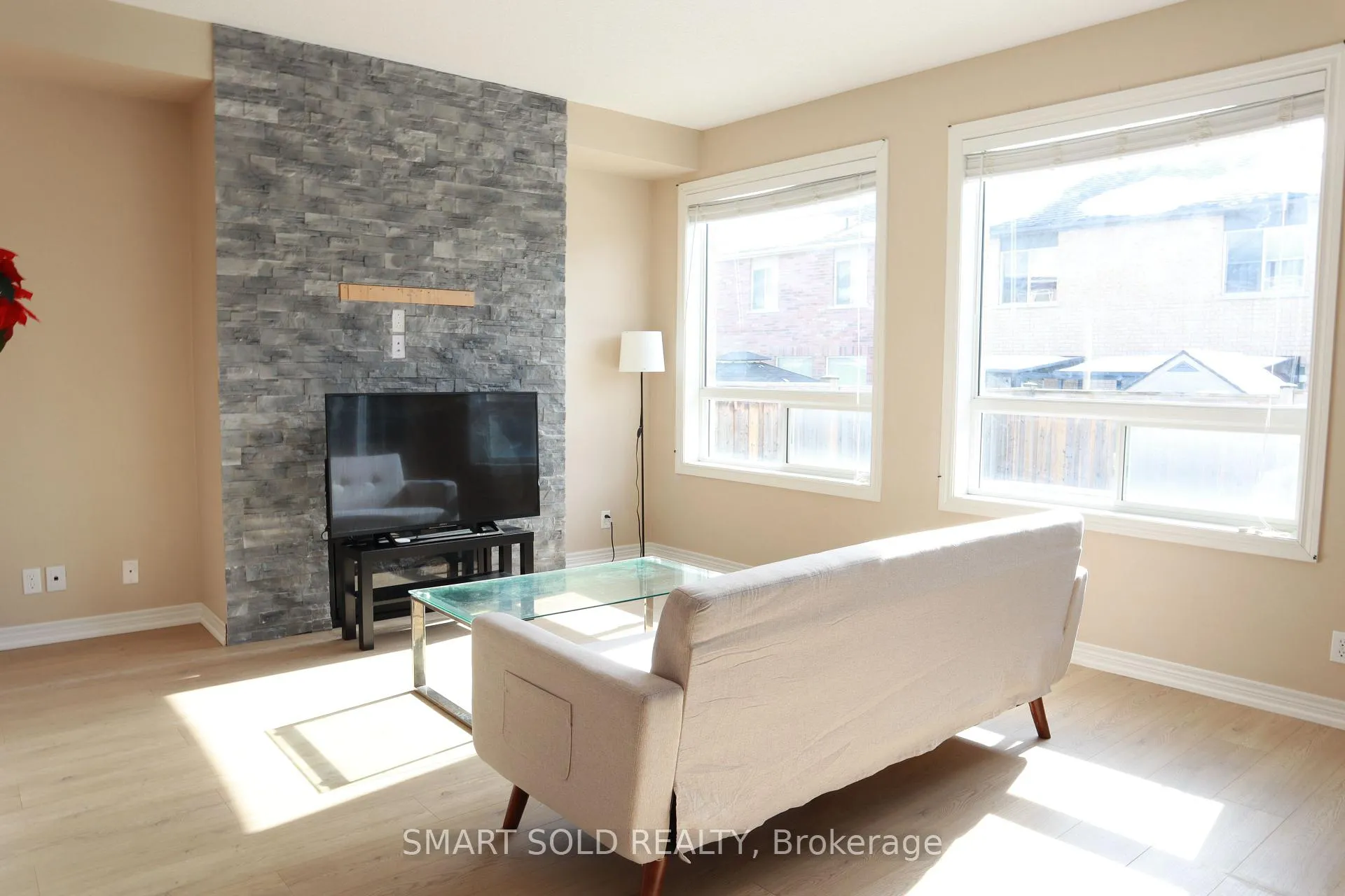 Photo 8 of 153 Iribelle Avenue, Oshawa, Windfields — HOMEH