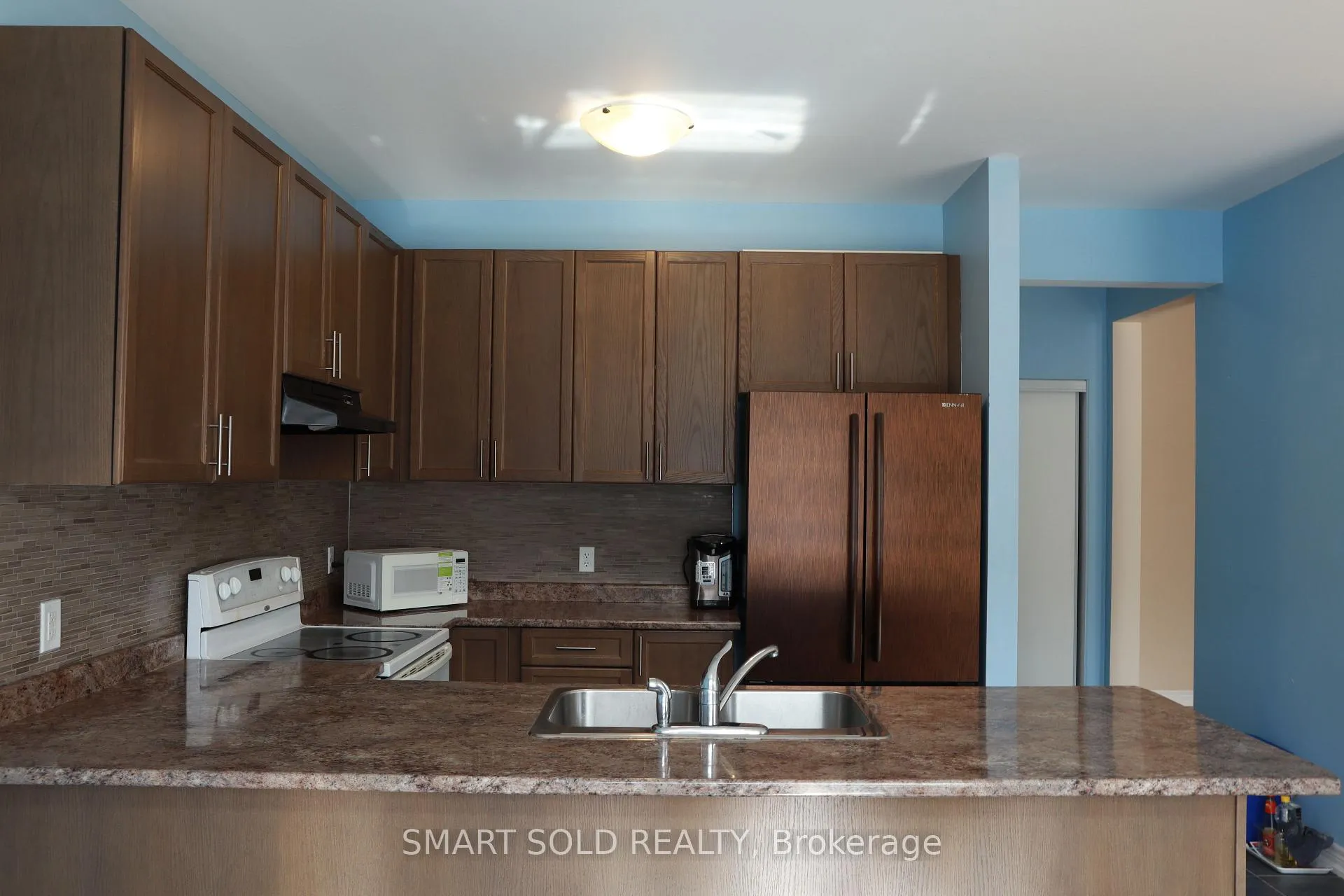 Photo 12 of 153 Iribelle Avenue, Oshawa, Windfields — HOMEH