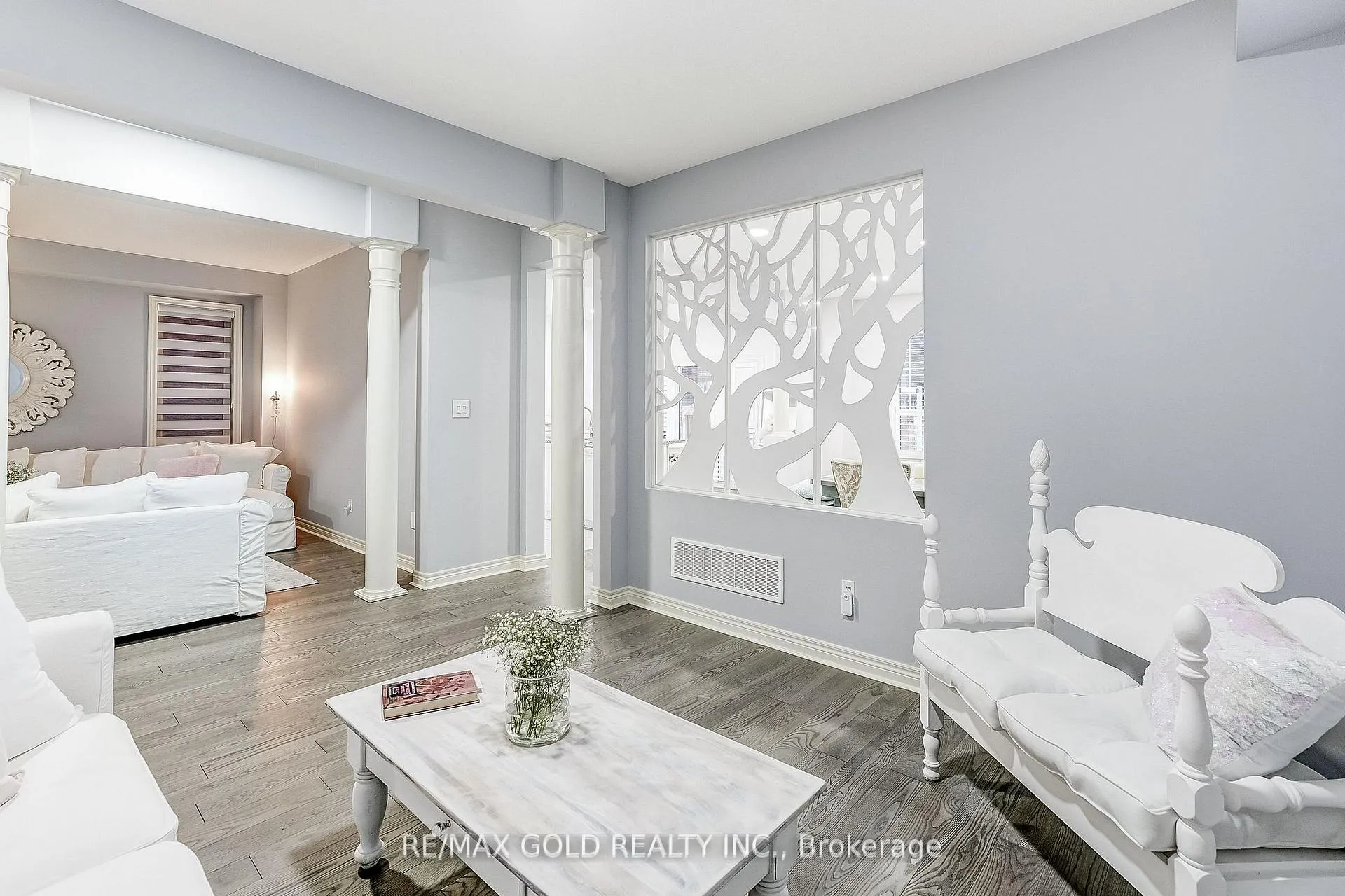 Photo 10 of 552 Bessborough Drive, Milton, Harrison — HOMEH
