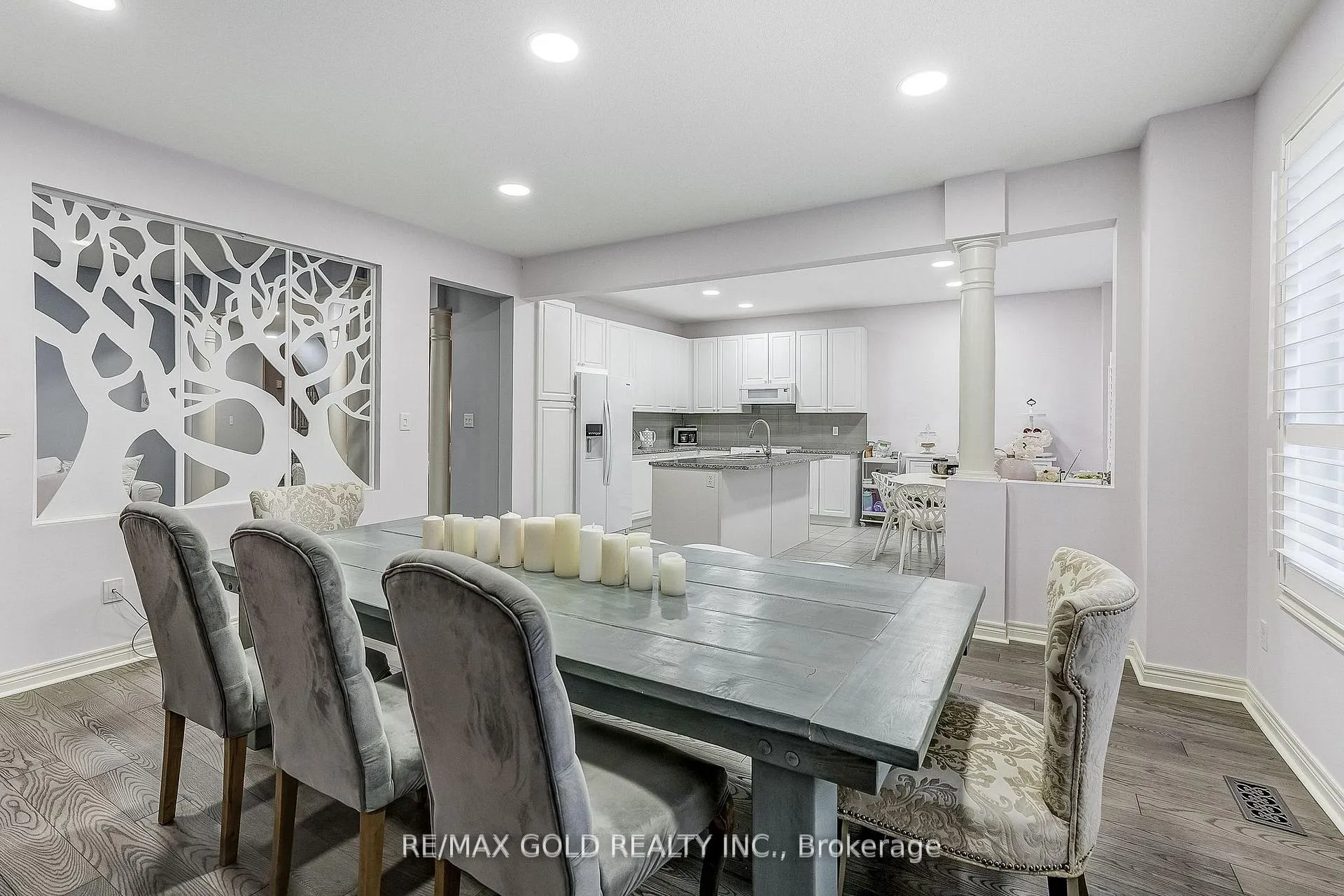 Photo 12 of 552 Bessborough Drive, Milton, Harrison — HOMEH